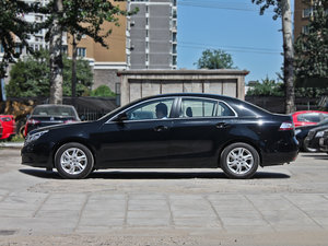 2012款2.0L 手动舒适版 正侧（左）