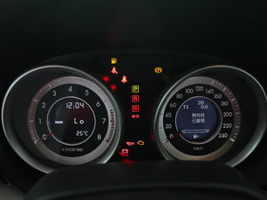 2012款2.0L 手动舒适版 仪表