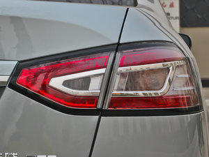 2012款2.0L 自动舒适版 尾灯