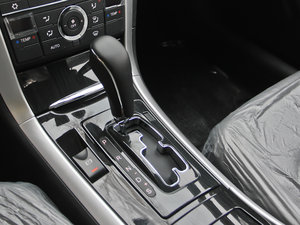 2012款2.0L 自动舒适版 换挡杆