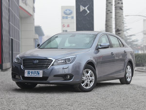 2012款2.0L 手动豪华版 左前45度