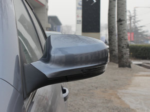 2012款2.0L 手动豪华版 后视镜