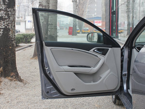 2012款2.0L 手动豪华版 驾驶位车门