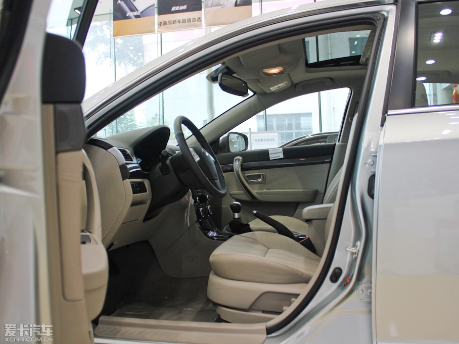 2012vB70 1.8L քӺA