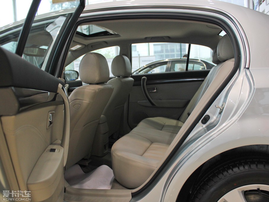 2012vB70 1.8L քӺA