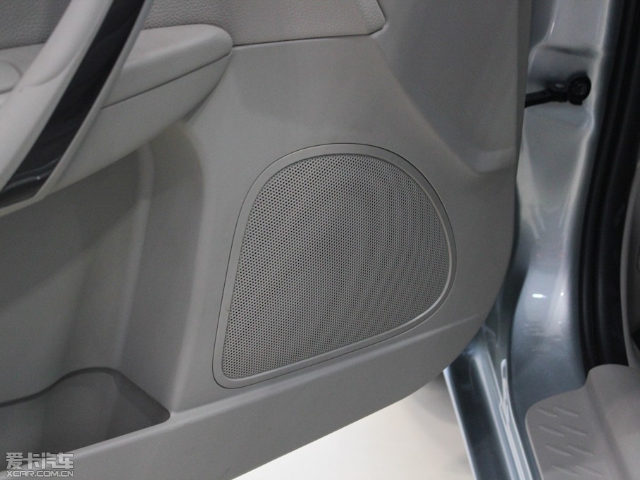 2012vB70 1.8L քӺA