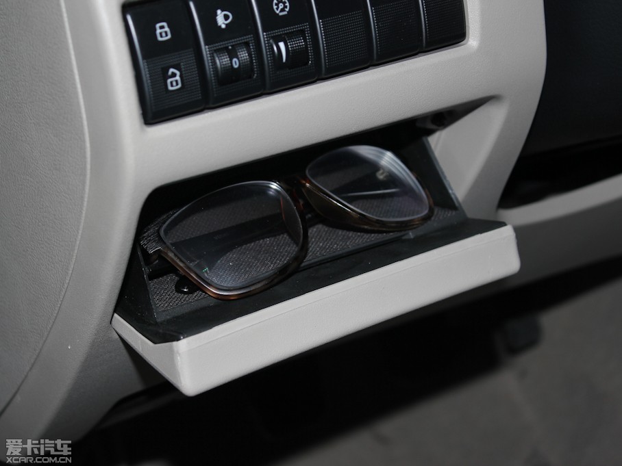 2012vB70 1.8L քӺA