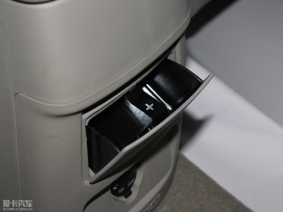 2012vB70 1.8L քӺA