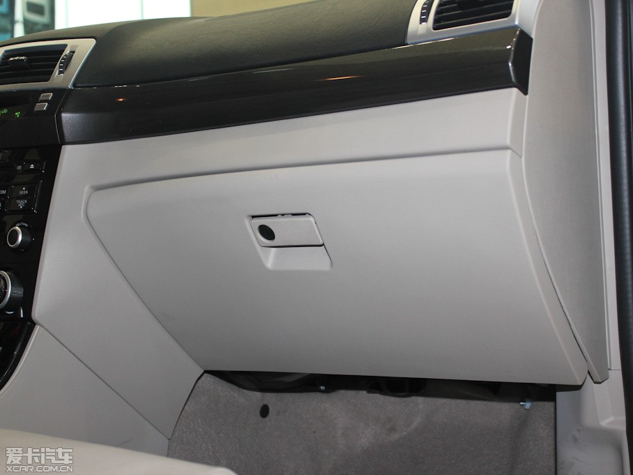 2012vB70 1.8L քӺA