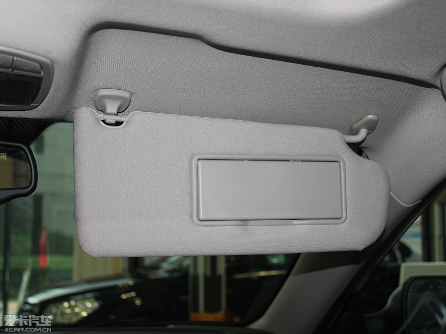 2012vB70 1.8L քӺA