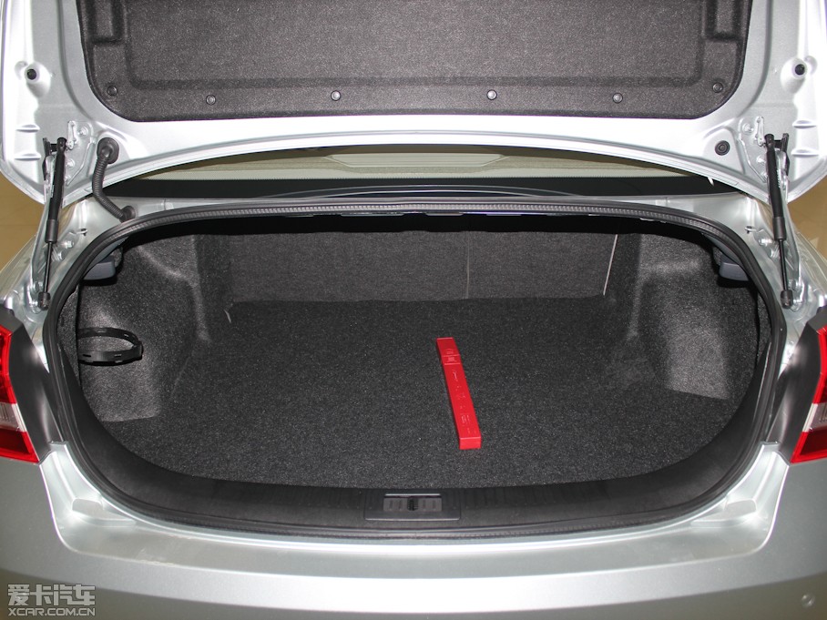 2012vB70 1.8L քӺA