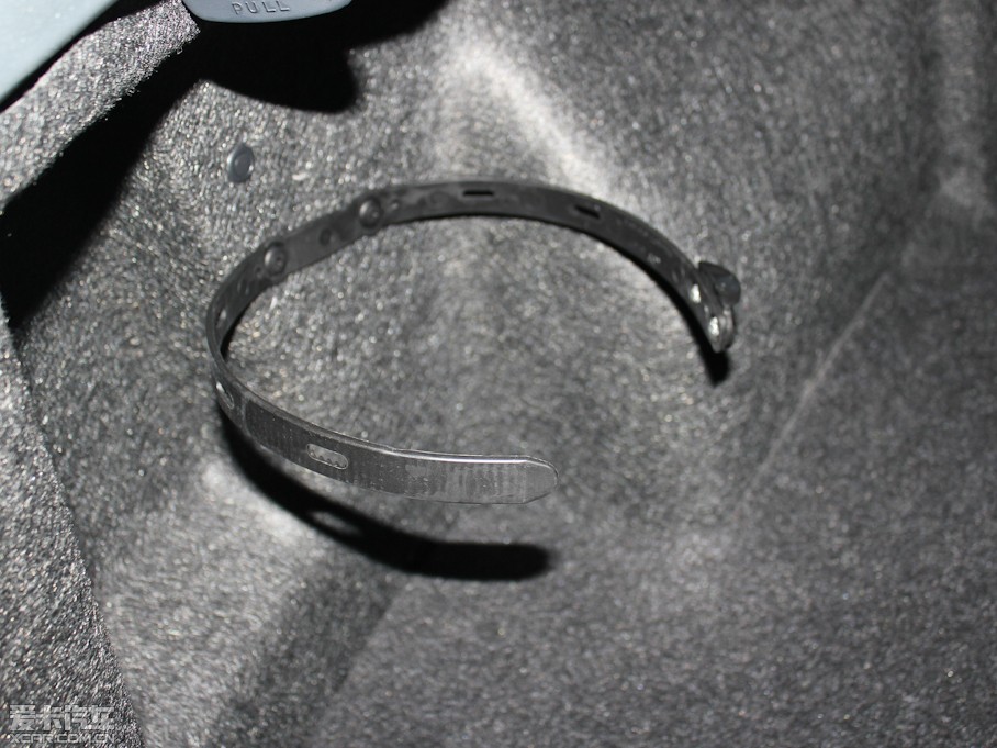 2012vB70 1.8L քӺA