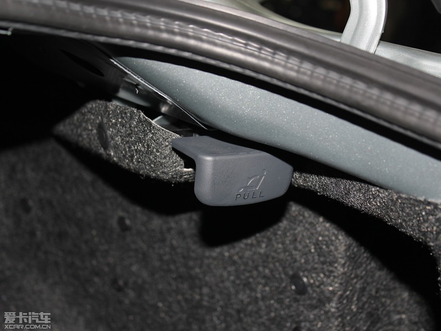 2012vB70 1.8L քӺA