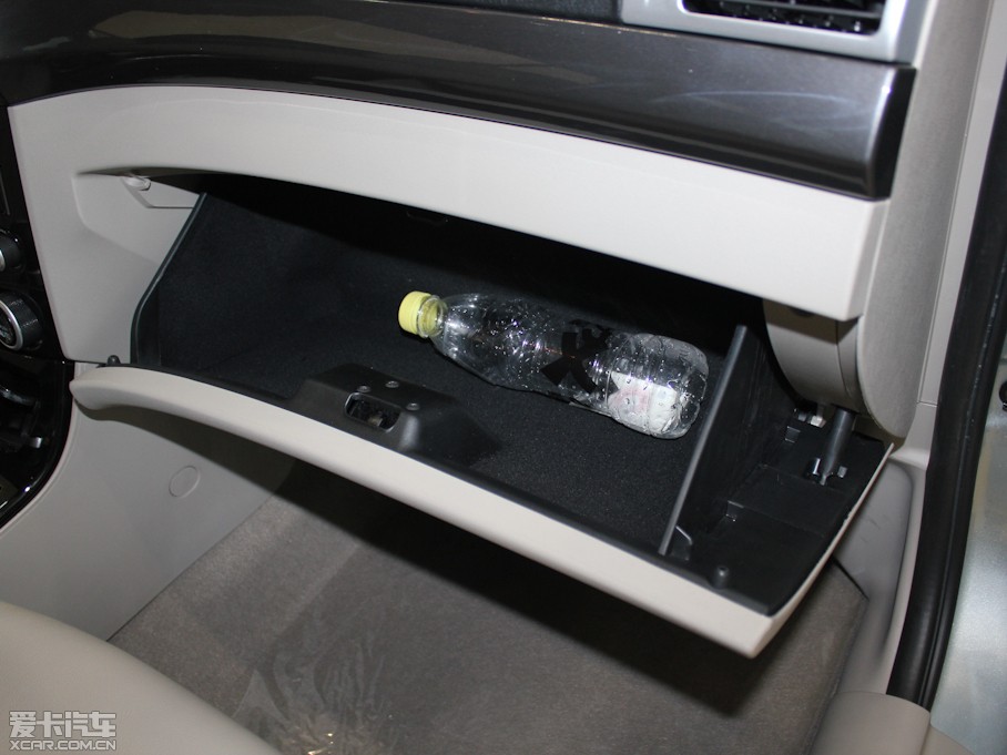 2012vB70 1.8L քӺA