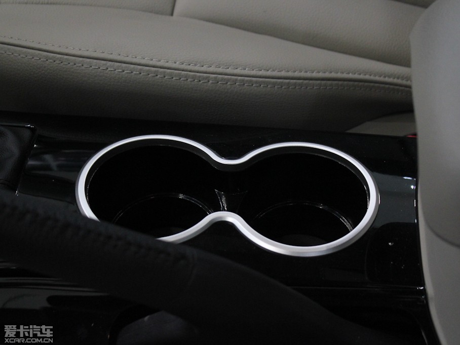 2012vB70 1.8L քӺA