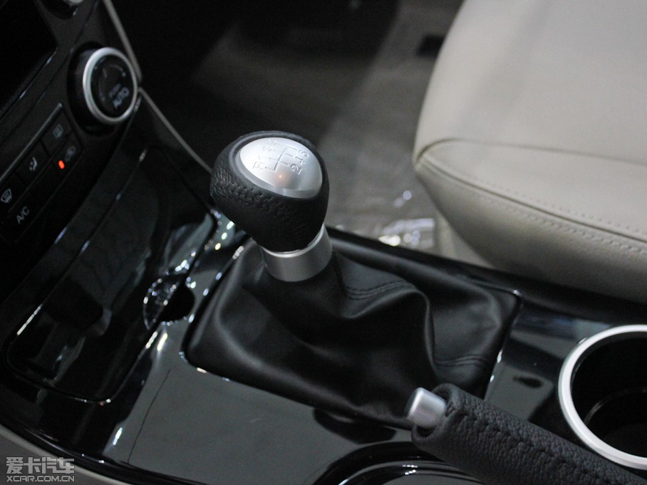 2012vB70 1.8L քӺA