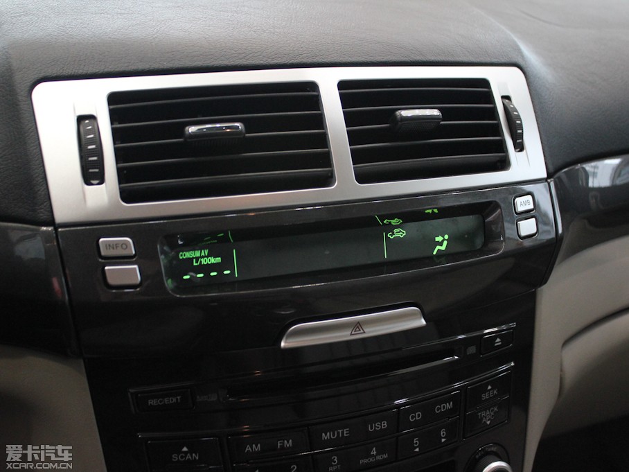 2012vB70 1.8L քӺA