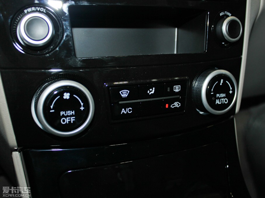 2012vB70 1.8L քӺA