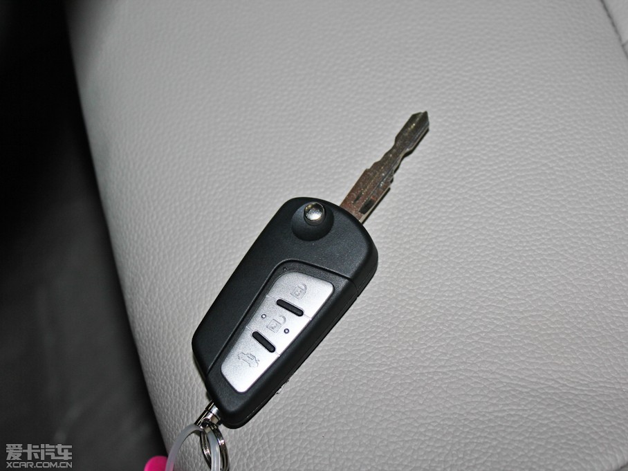 2012vB70 1.8L քӺA