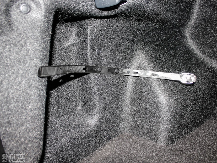 2012vB70 1.8L Ԅӕrа