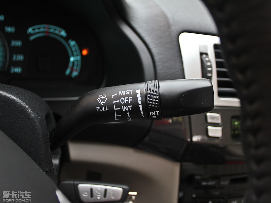 2012vB70 1.8L քӺA