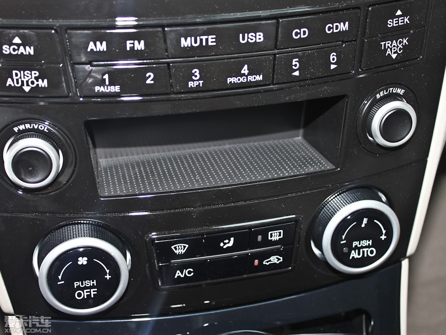 2012vB70 1.8L քӺA