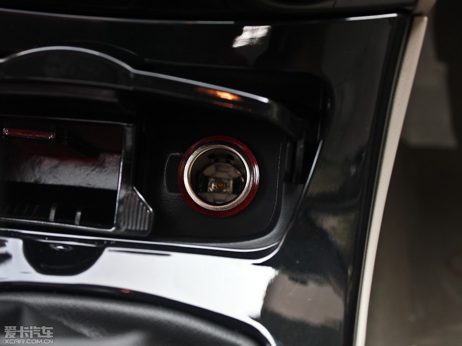 2012vB70 1.8L քӺA