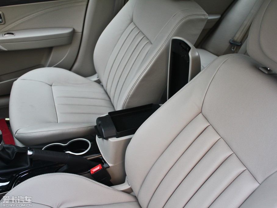 2012vB70 1.8L քӺA