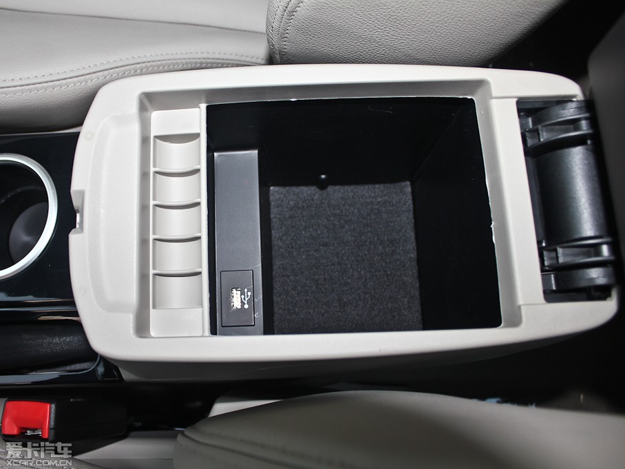 2012vB70 1.8L քӺA