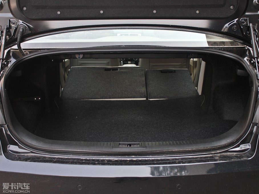 2012vB70 1.8L քӺA