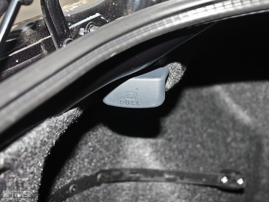 2012vB70 1.8L քӺA