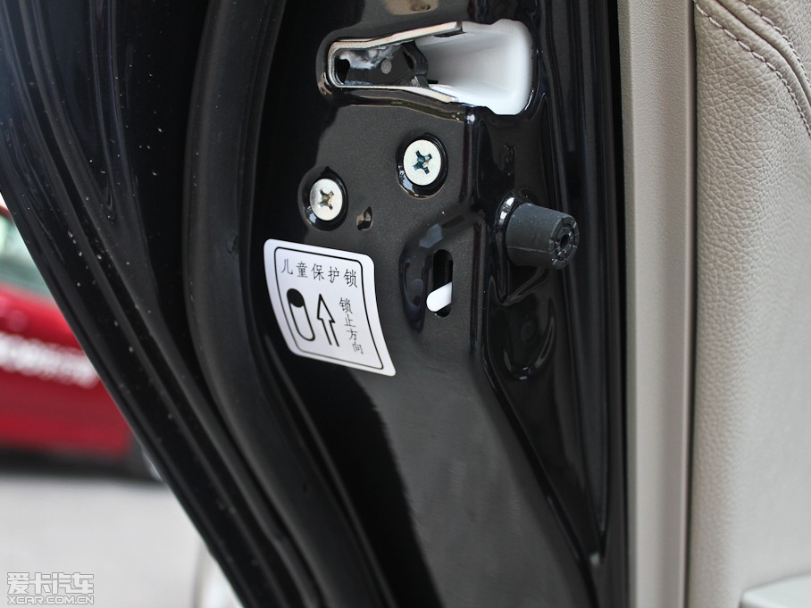 2012vB70 1.8L քӺA