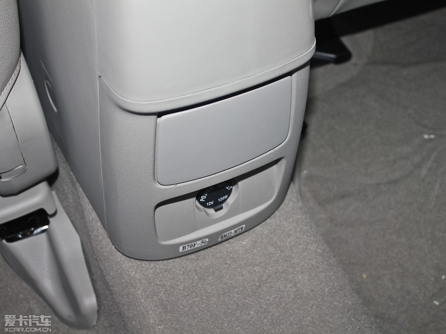 2012vB70 1.8L քӺA