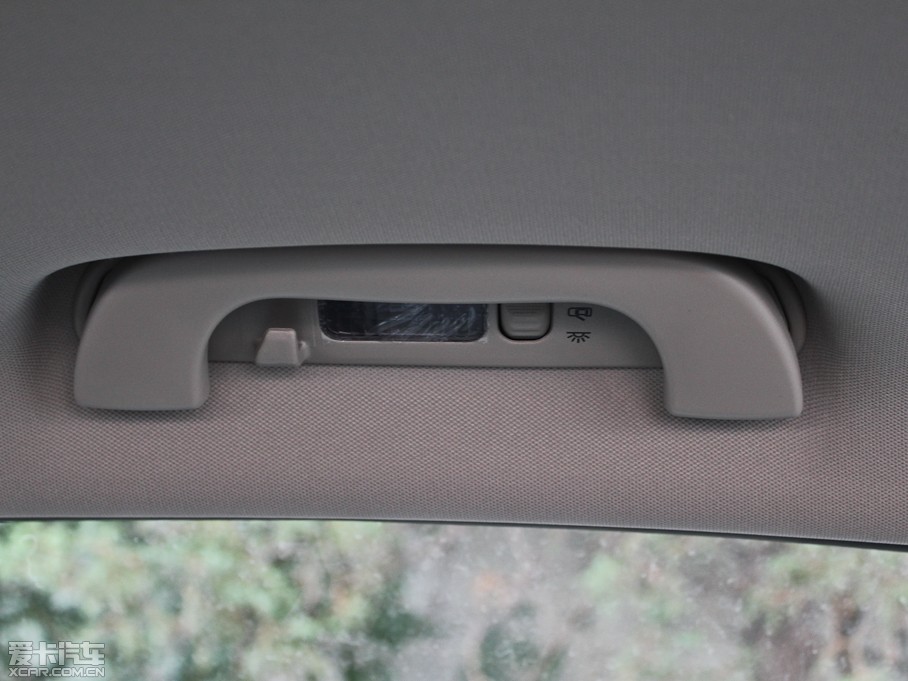 2012vB70 1.8L քӺA