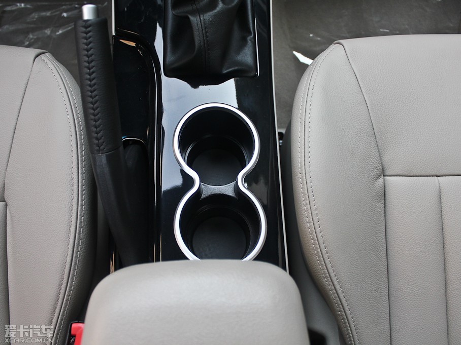 2012vB70 1.8L քӺA