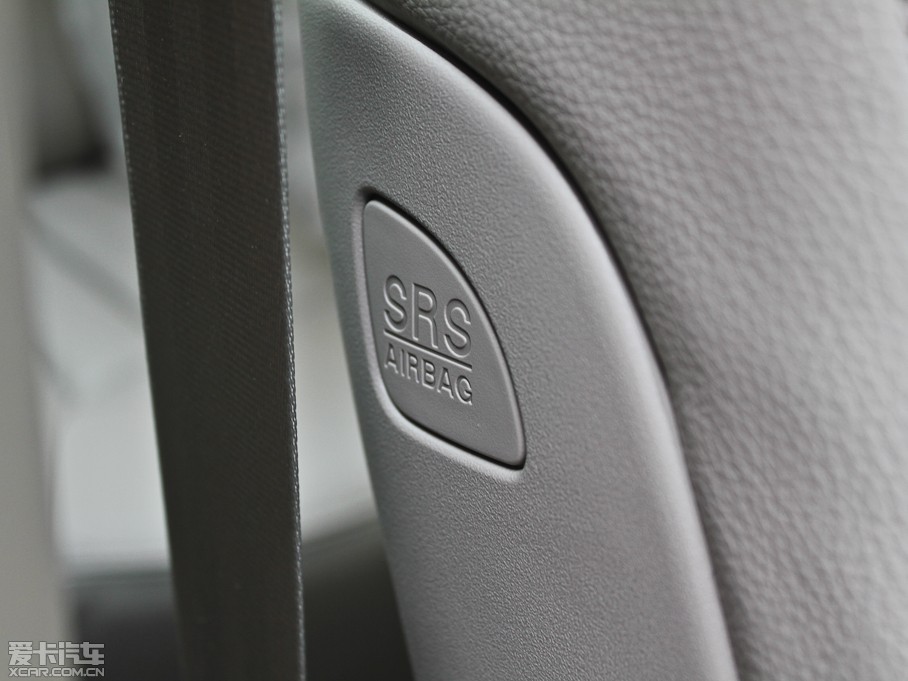 2012vB70 1.8L քӺA