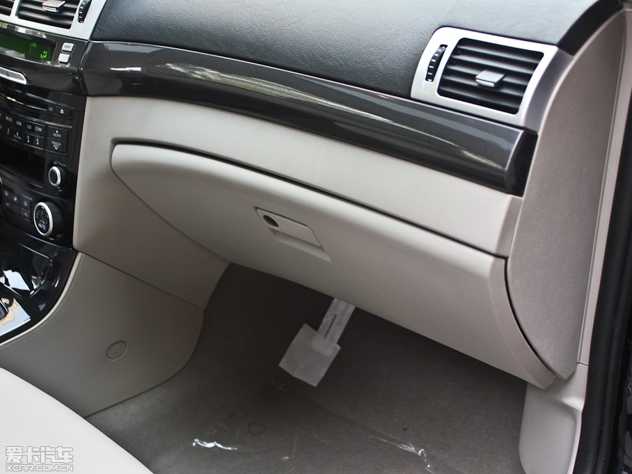 2012vB70 1.8L քӺA