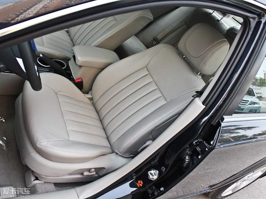 2012vB70 1.8L քӺA