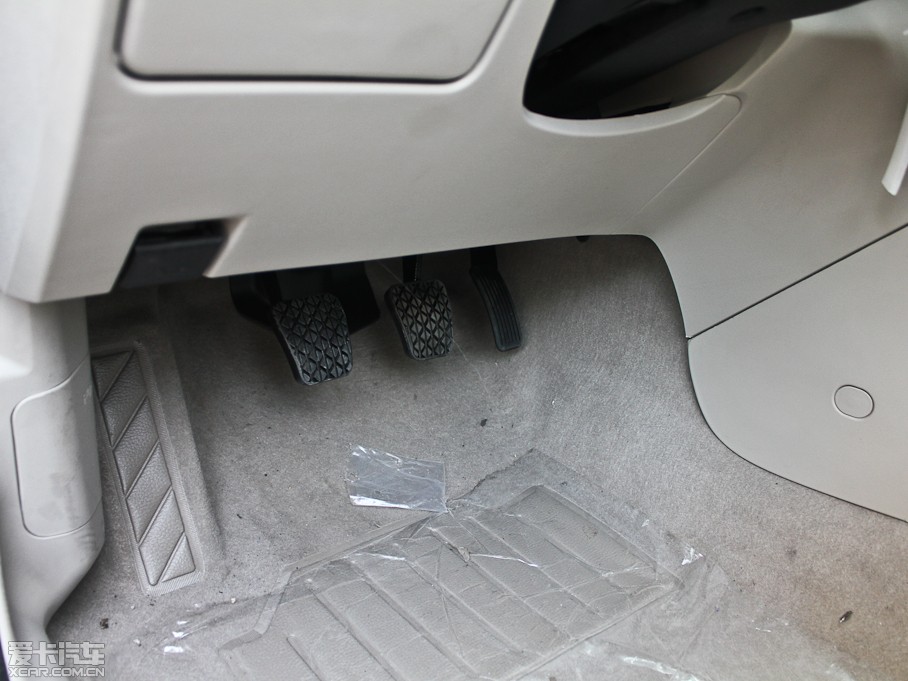 2012vB70 1.8L քӺA