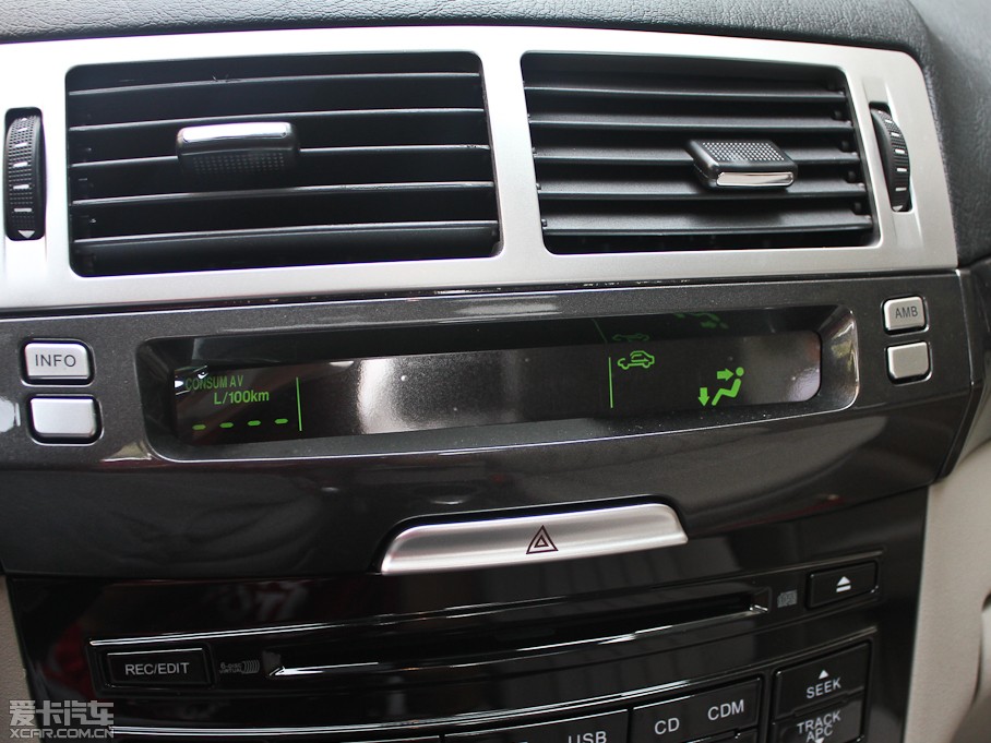 2012vB70 1.8L քӺA