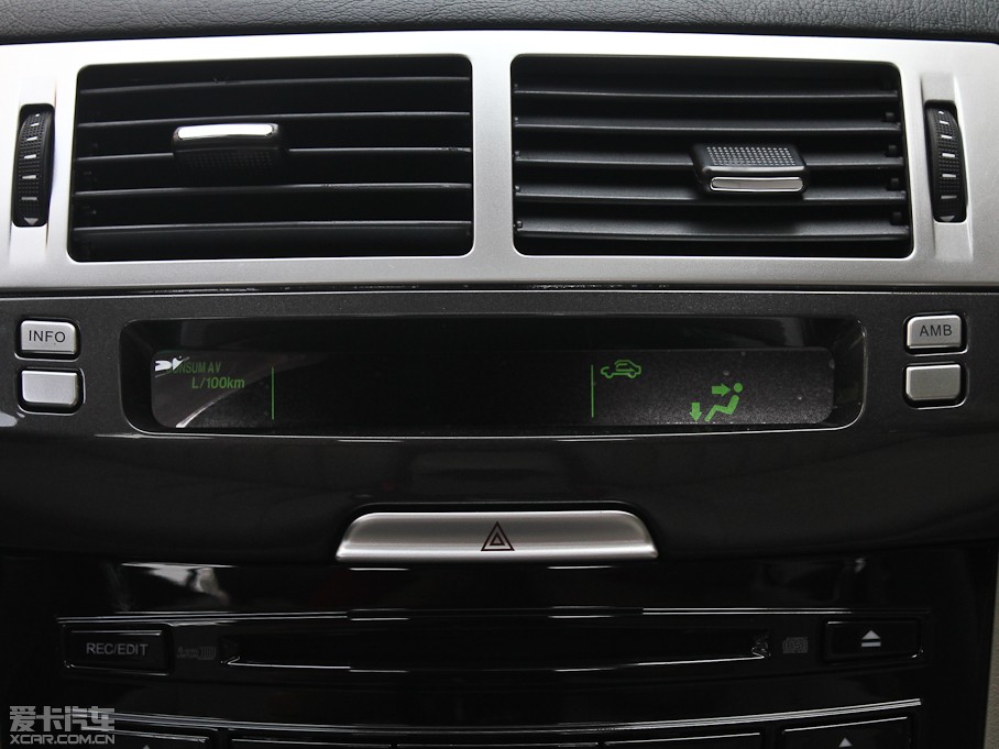 2012vB70 1.8L քӺA