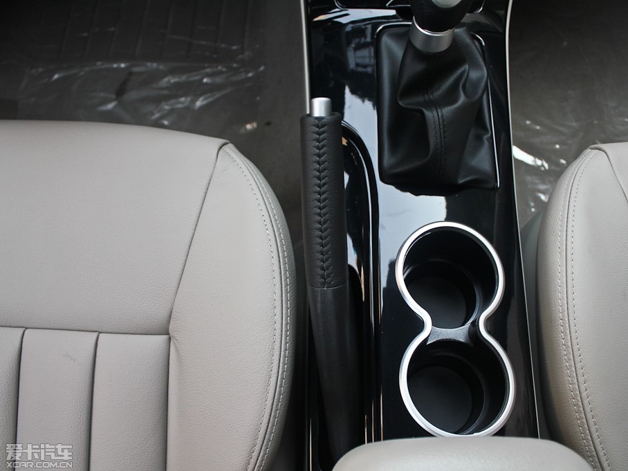 2012vB70 1.8L քӺA