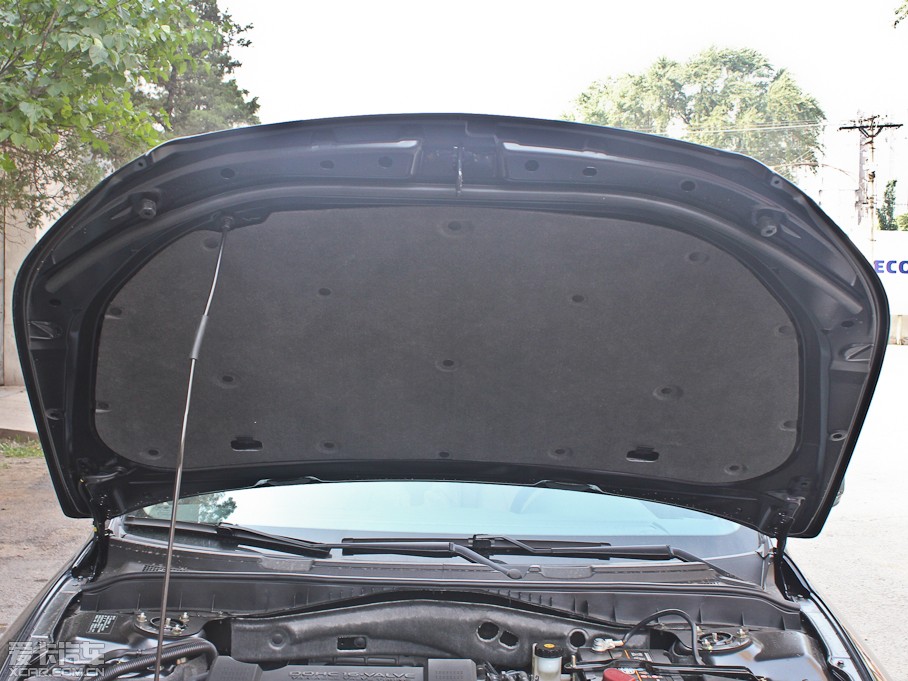 2012vB70 1.8L քӺA