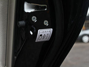 2012款1.8L 手动舒适版 空间座椅
