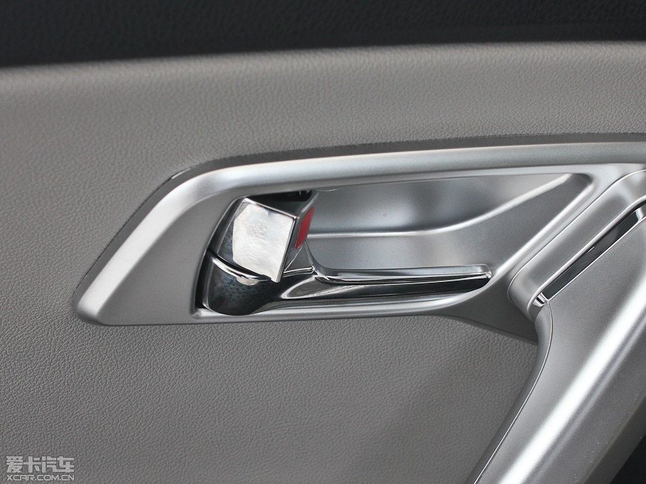 2013vX80 2.0L Ԅm