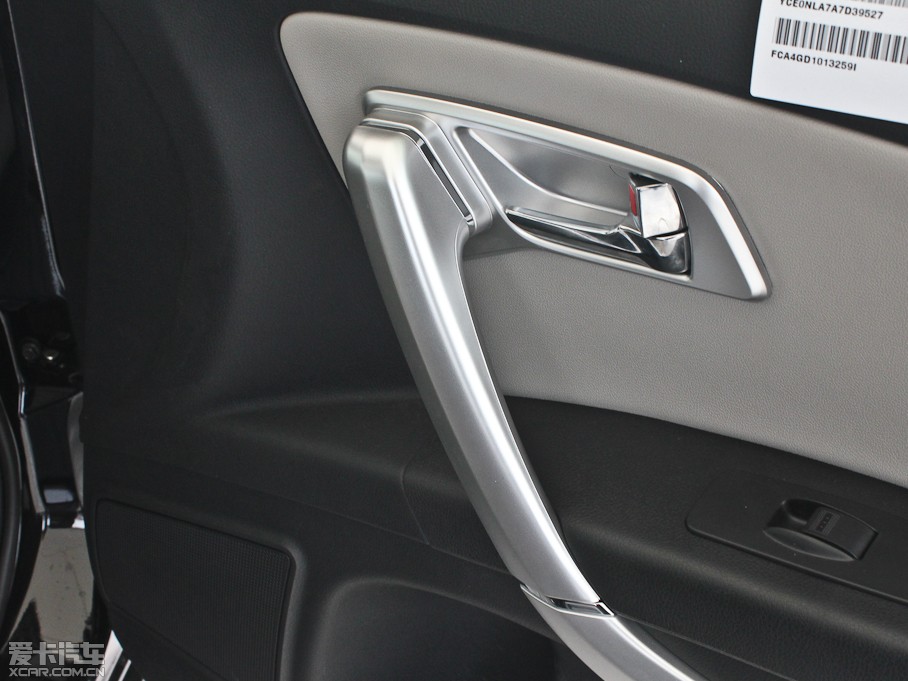 2013vX80 2.0L Ԅm