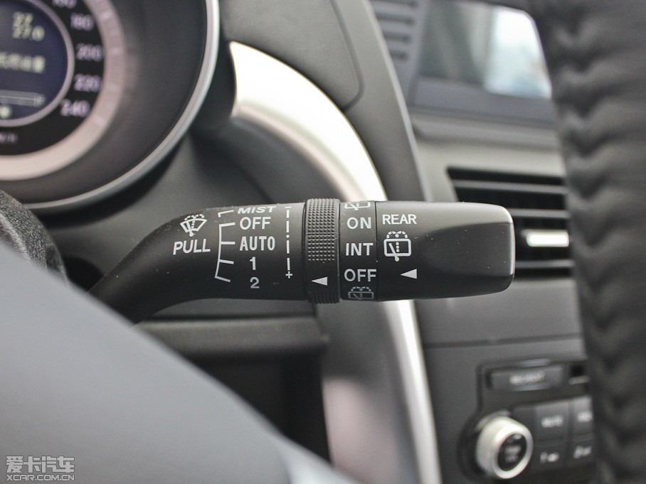 2013vX80 2.0L Ԅm