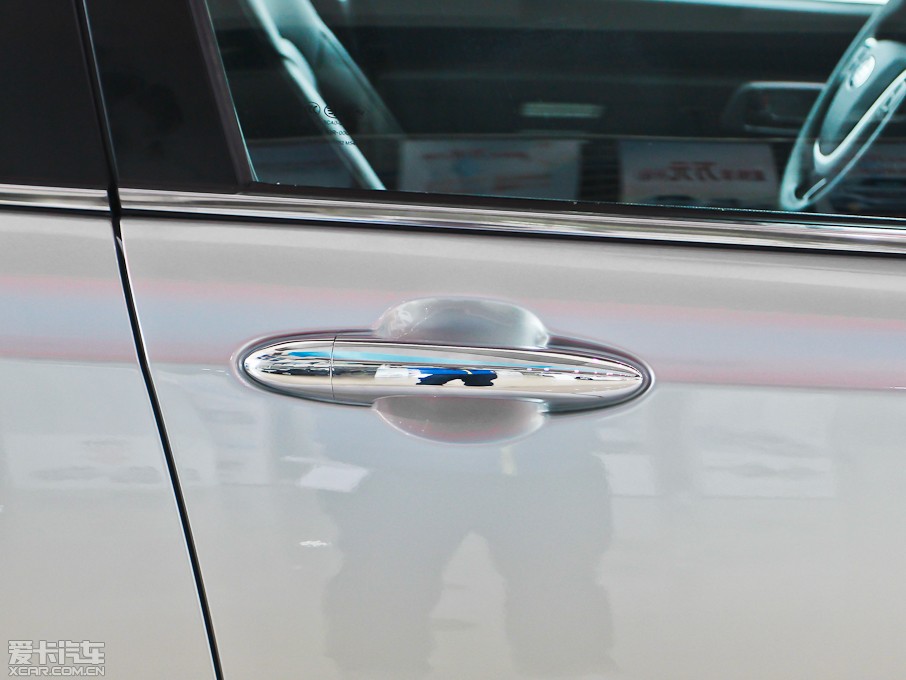 2013vX80 2.0L քӺA