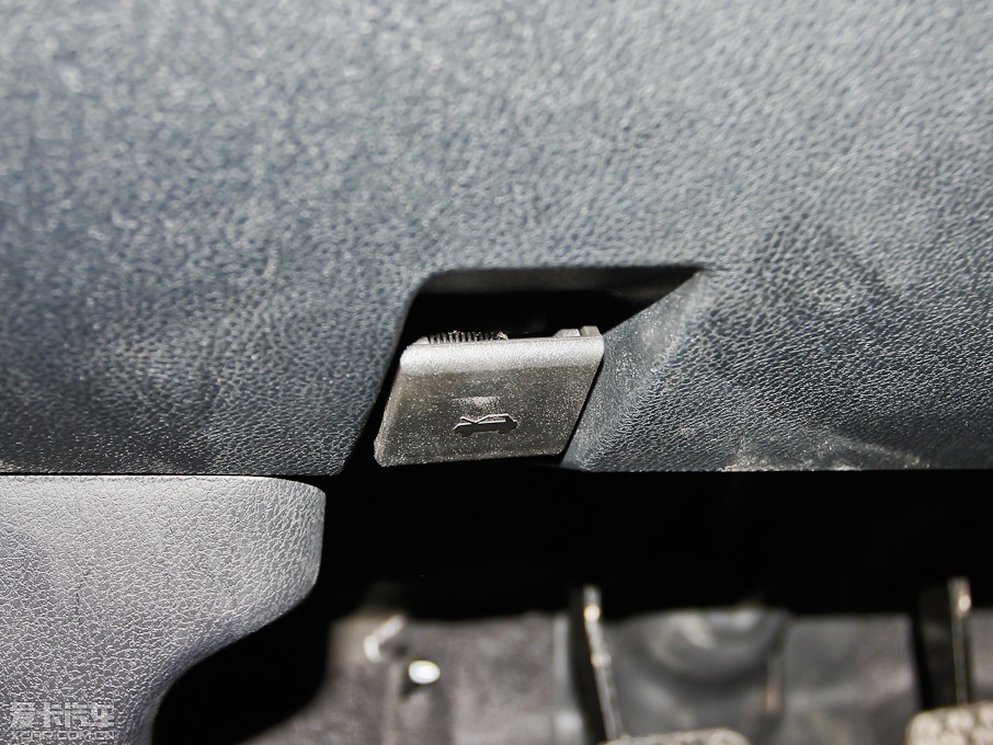 2013vX80 2.0L քӺA