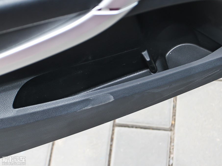 2013vX80 2.0L քӺA